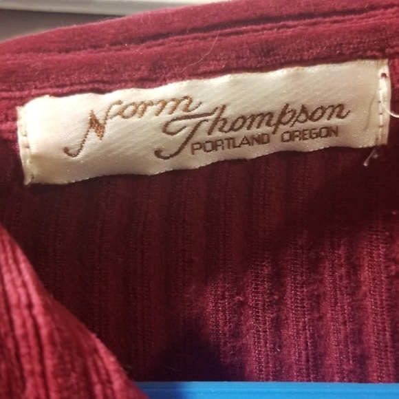 Sweater - Picture 2 of 4